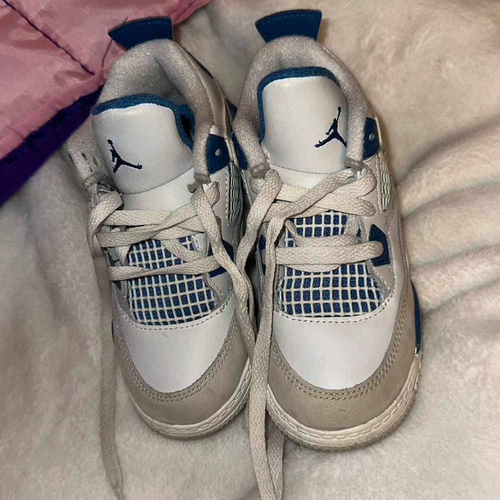Jordan 4